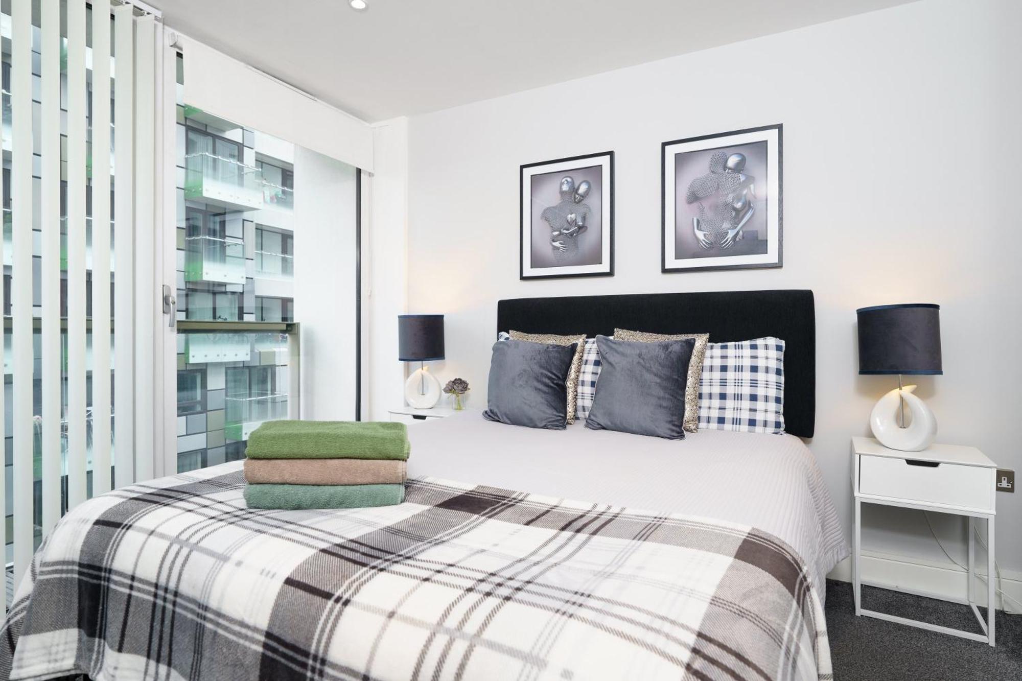 Cobalt Point 2 Apartman London Kültér fotó